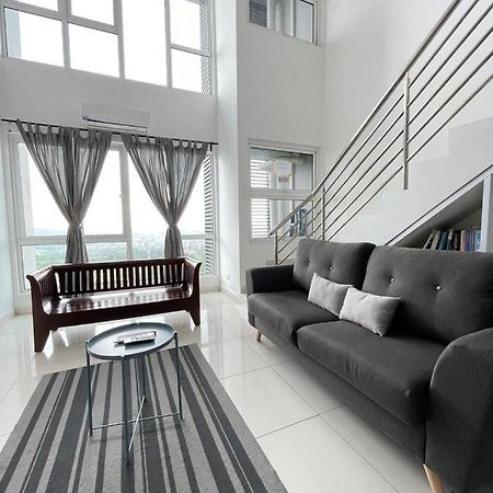 Yenni Duplex @ Decentrum, Kajang Serdang  Exterior photo