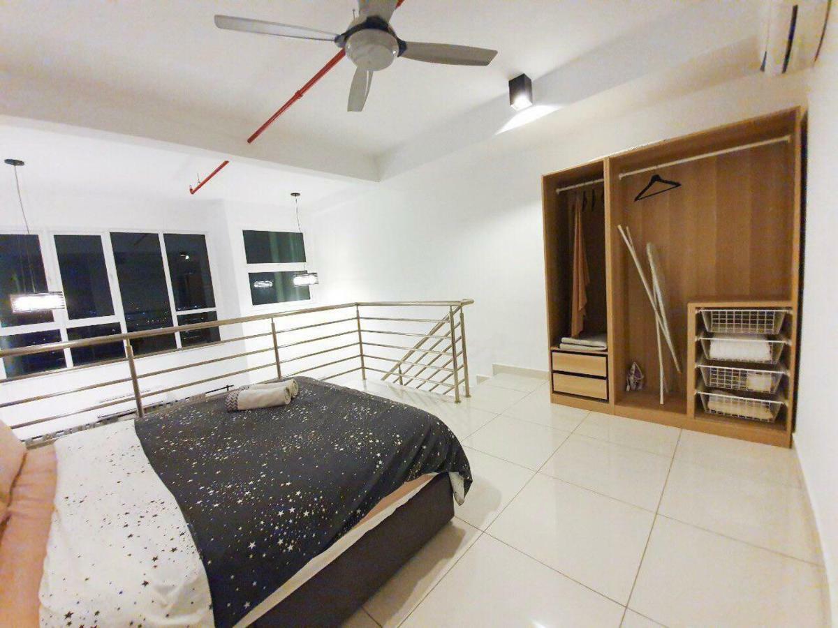 Yenni Duplex @ Decentrum, Kajang Serdang  Exterior photo