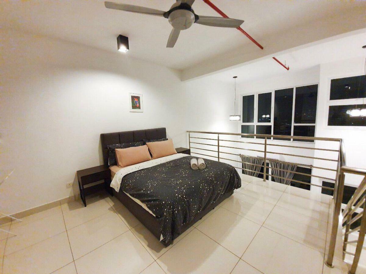 Yenni Duplex @ Decentrum, Kajang Serdang  Exterior photo